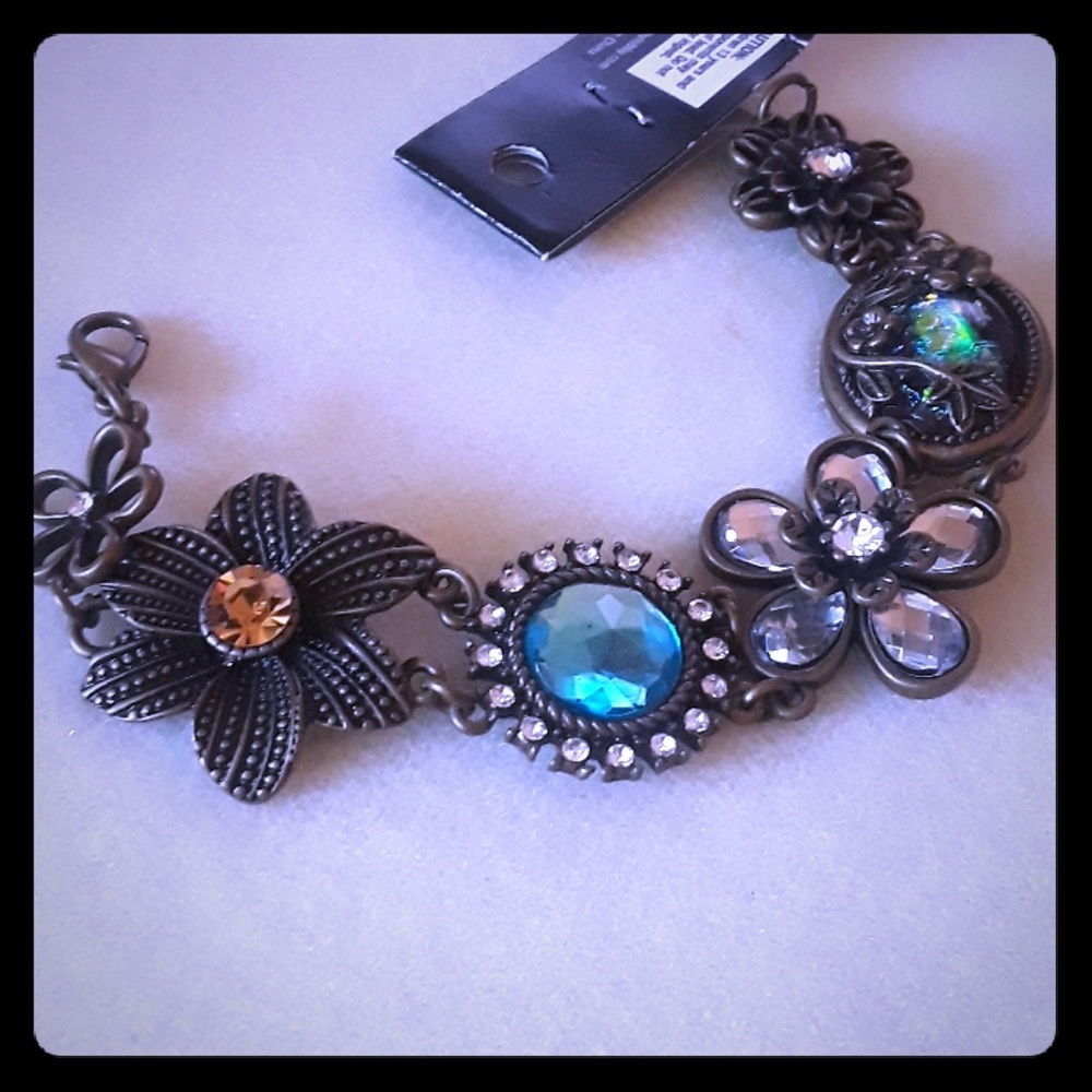 Antique brass flower bracelet